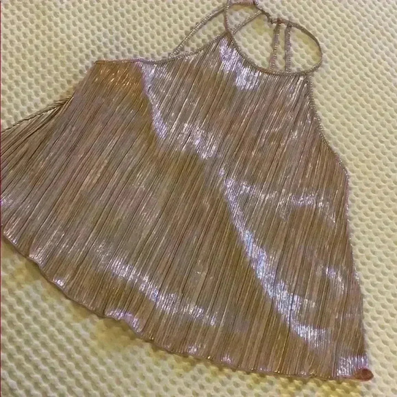 Top - Picture 2 of 3